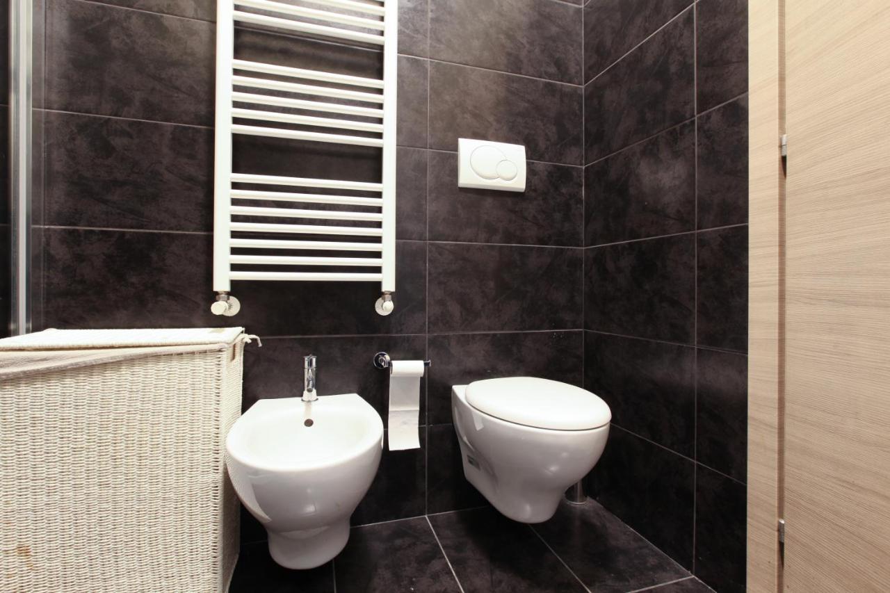 Modern Apartment Close To Shopping District 밀라노 외부 사진