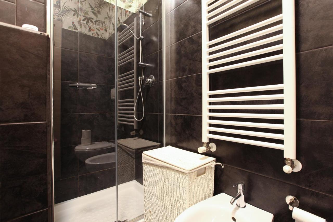 Modern Apartment Close To Shopping District 밀라노 외부 사진