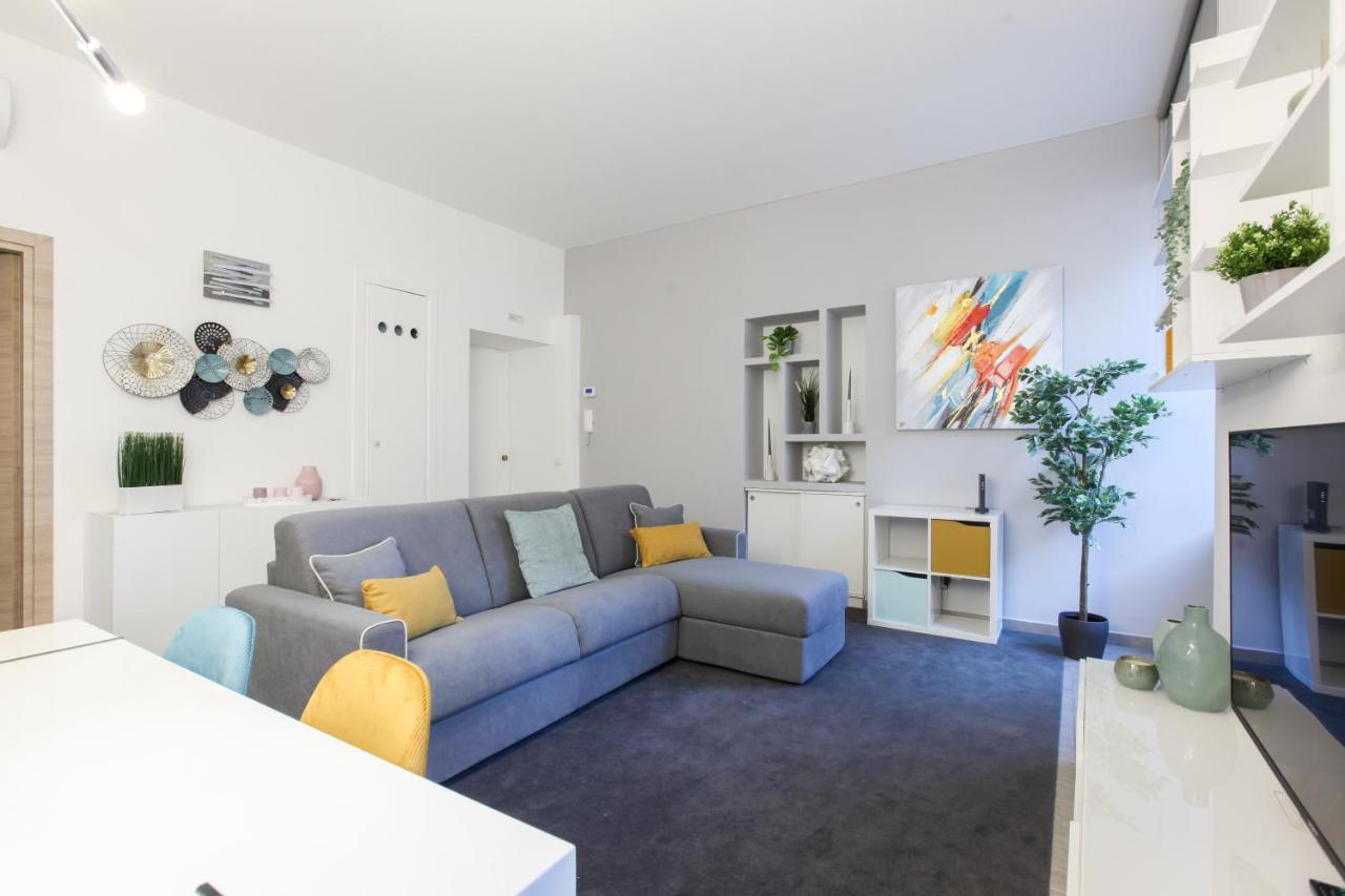 Modern Apartment Close To Shopping District 밀라노 외부 사진