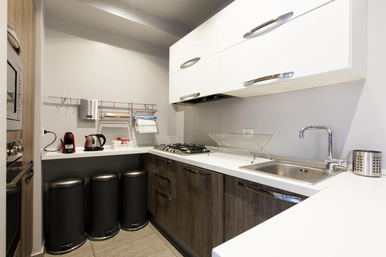 Modern Apartment Close To Shopping District 밀라노 외부 사진